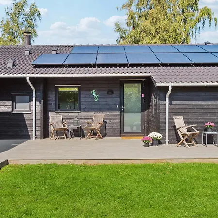 3 Bedroom Amazing In * Holbæk